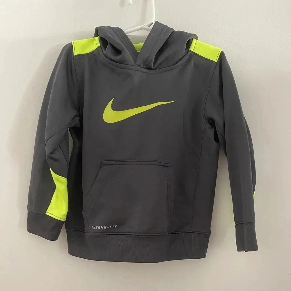 Nike Therma fit 4T hoodie - Picture 2 of 5